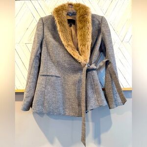 Banana Republic woven wool blazer with removable faux fur colar! petite 4